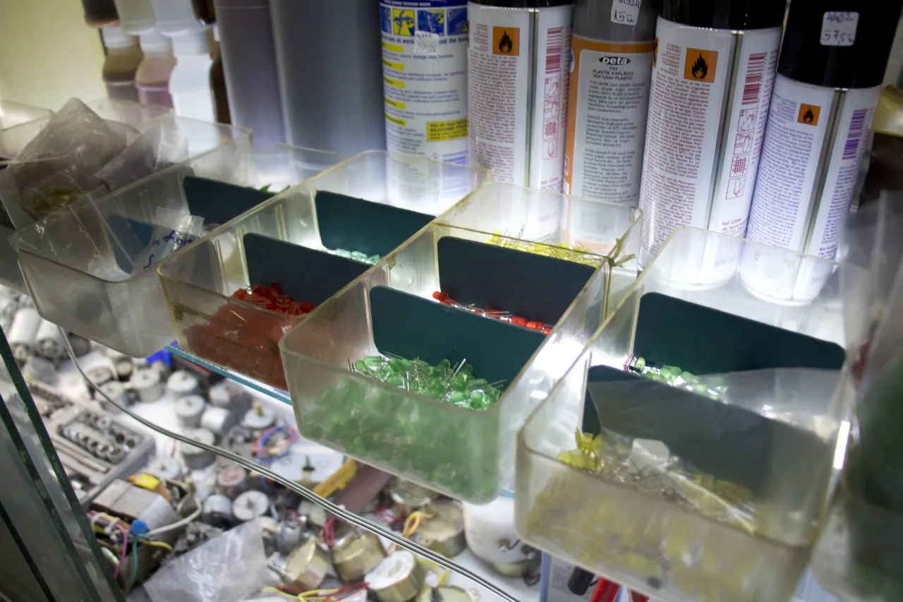 FOTO: Elektronik Pasajını Ziyaret Ettik